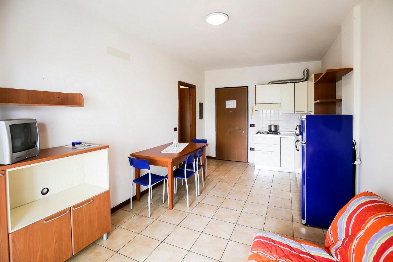 Apartment Lecci Lido Altanea